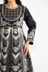 3PC Cross Hatch Printed Suit With Embroidered