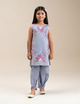 2 PIECE SLEEVELESS ROSE EMBROIDERED SUIT