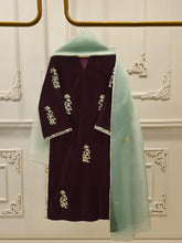 2 Piece - Embroidered Velvet Suit S113373