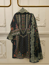 2 Piece Digital Printed Lawn Suit S115171