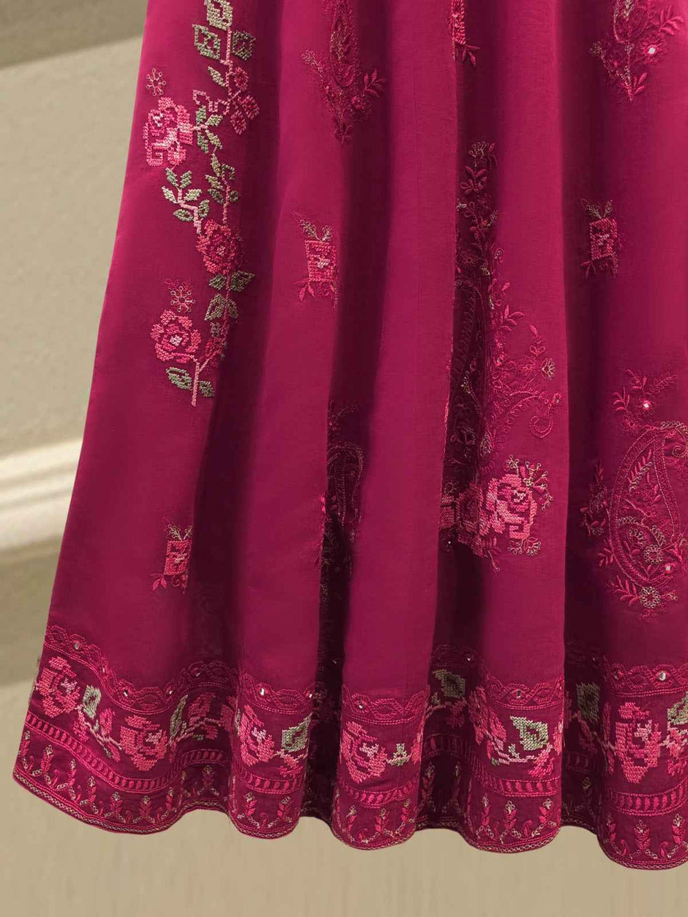 3 Piece - Embroidered Kora Silk Suit WS00412