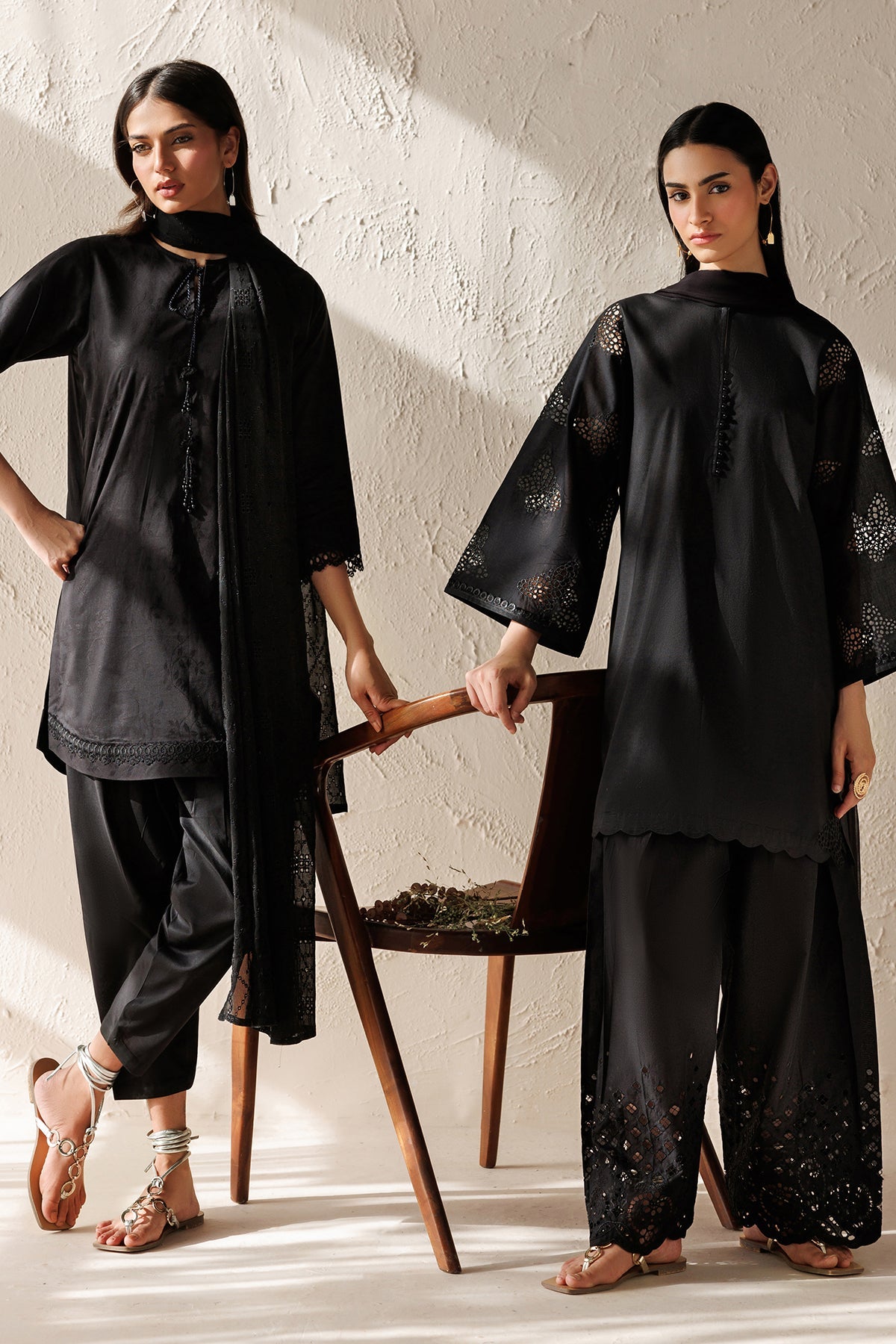 EMBROIDERED JACQUARD PR-1375