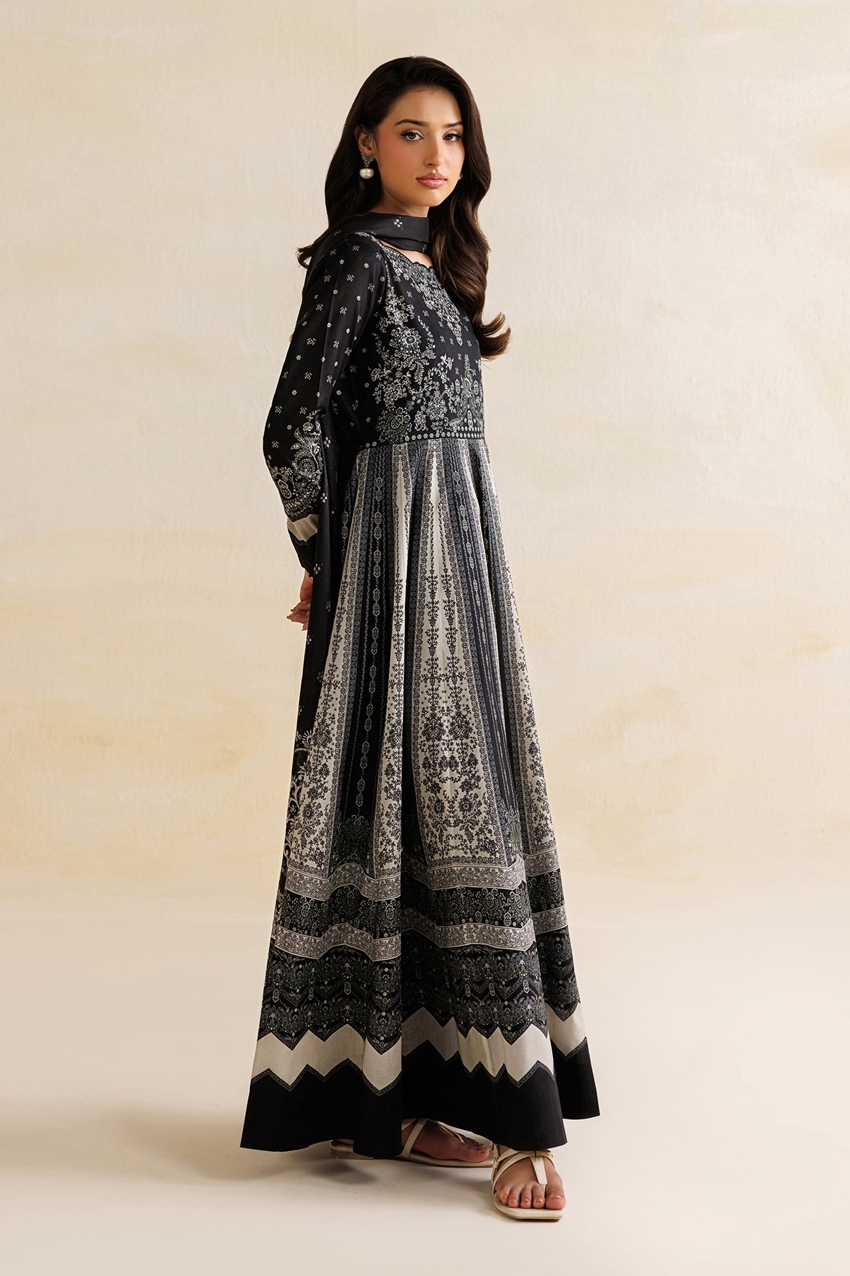 DIGITAL PRINTED LAWN PR-1350
