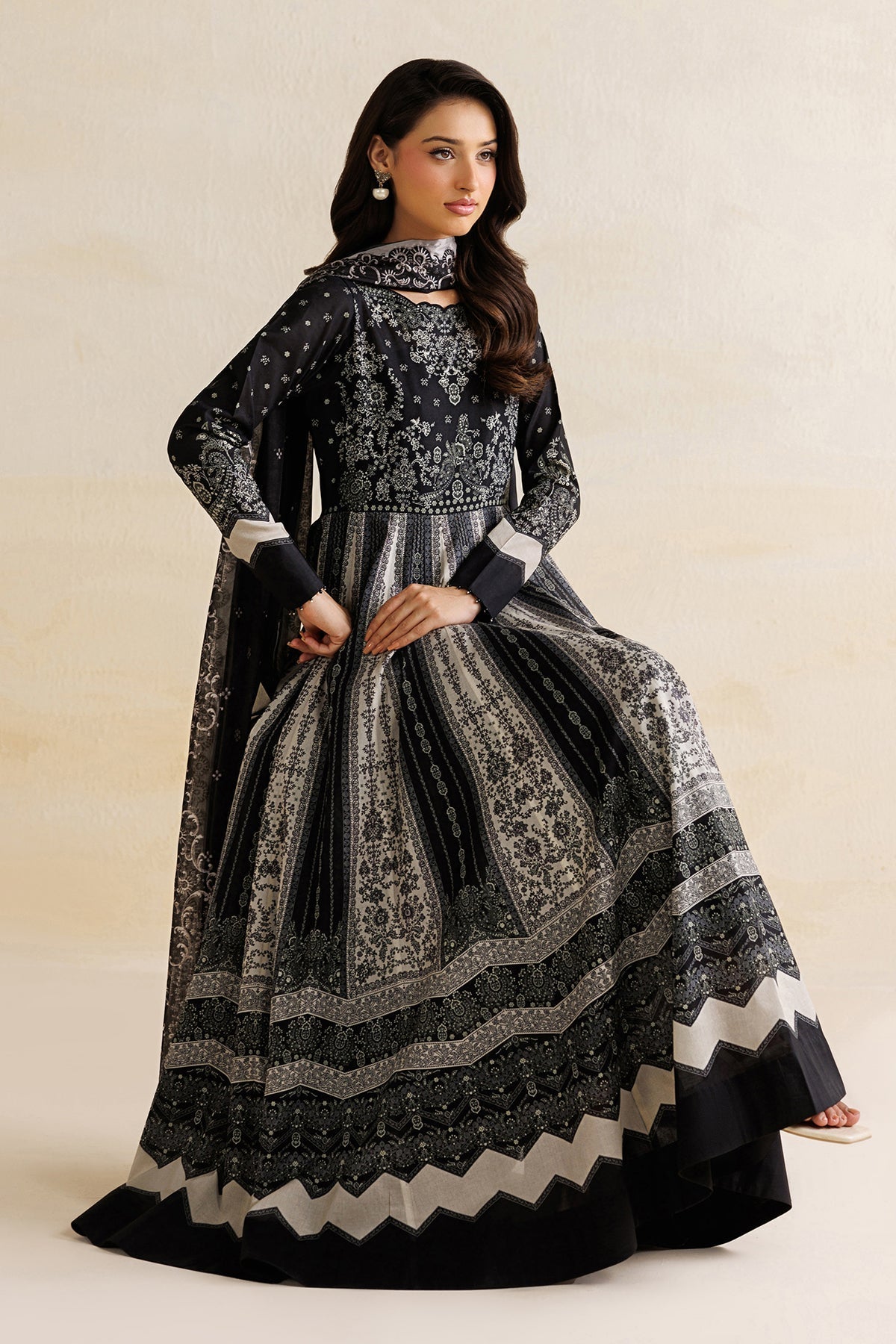 DIGITAL PRINTED LAWN PR-1350