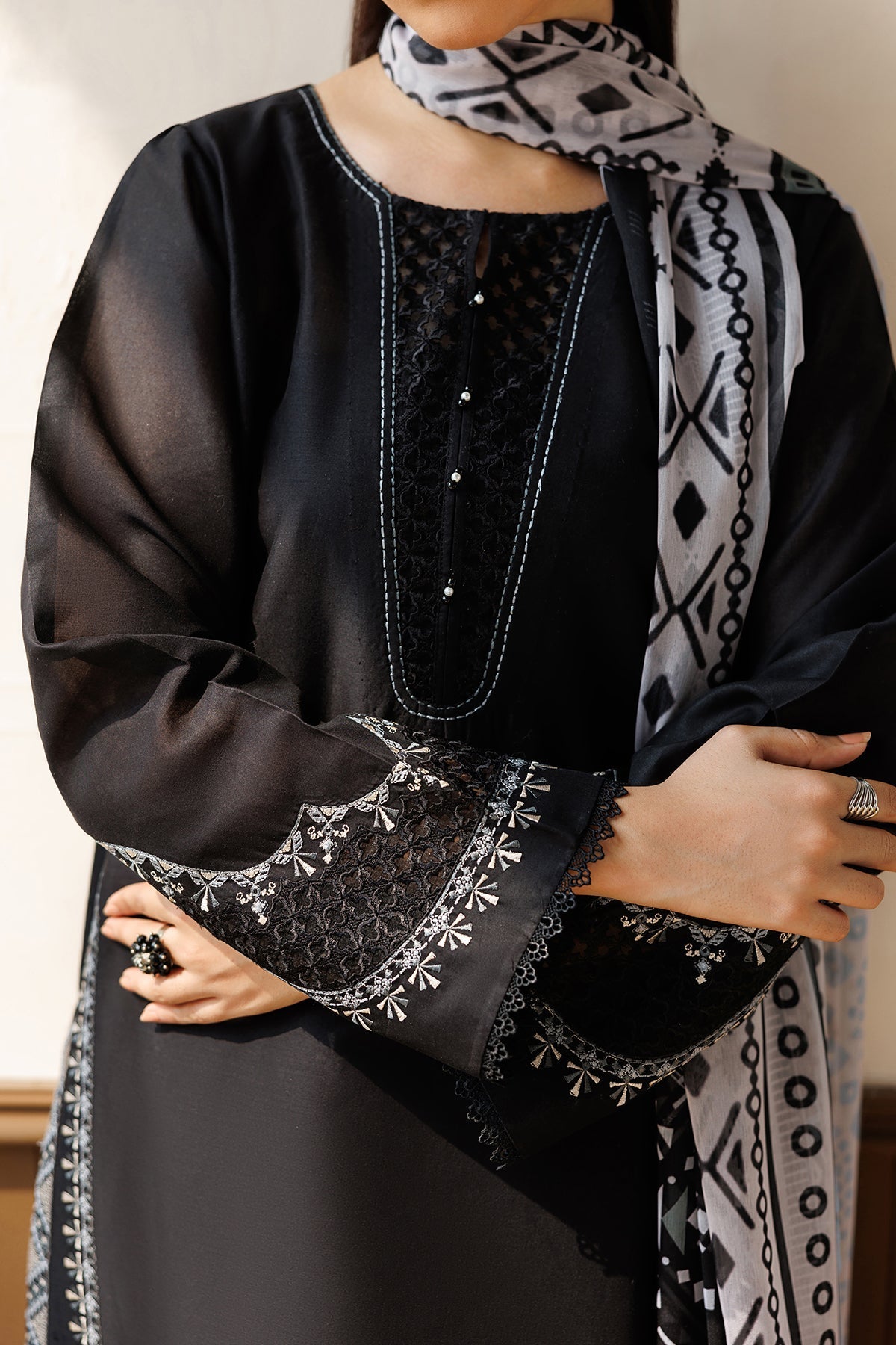 EMBROIDERED LAWN PR-1366