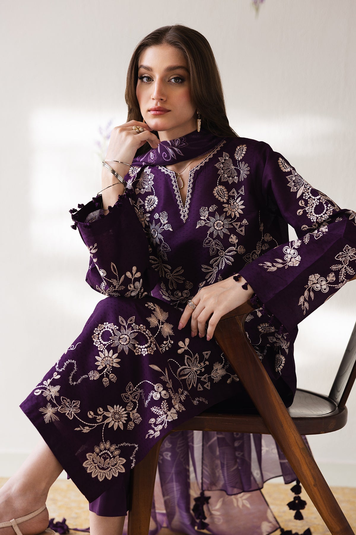 EMBROIDERED DOBBY LAWN PR-1279