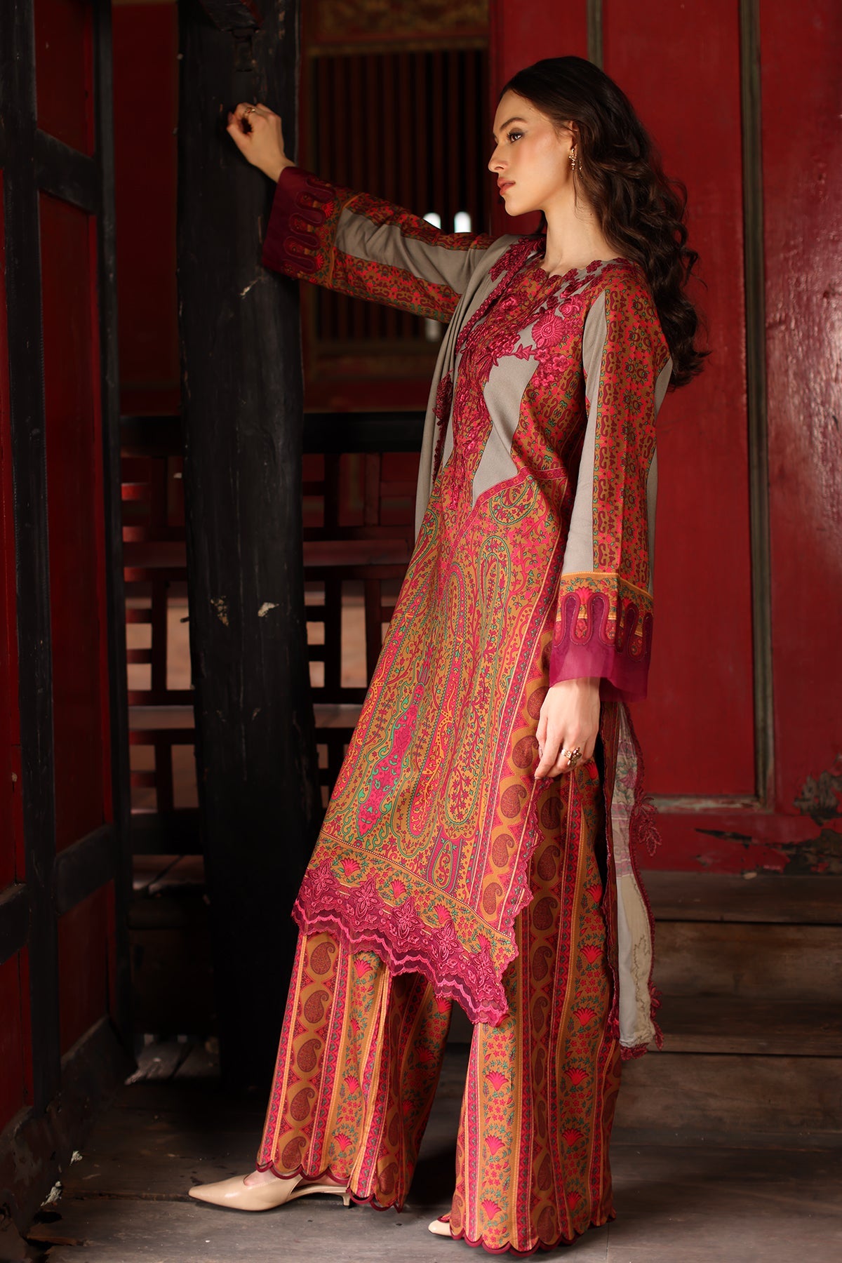 3-PC Stitched Embroidered Linen Collection CCW7-04P