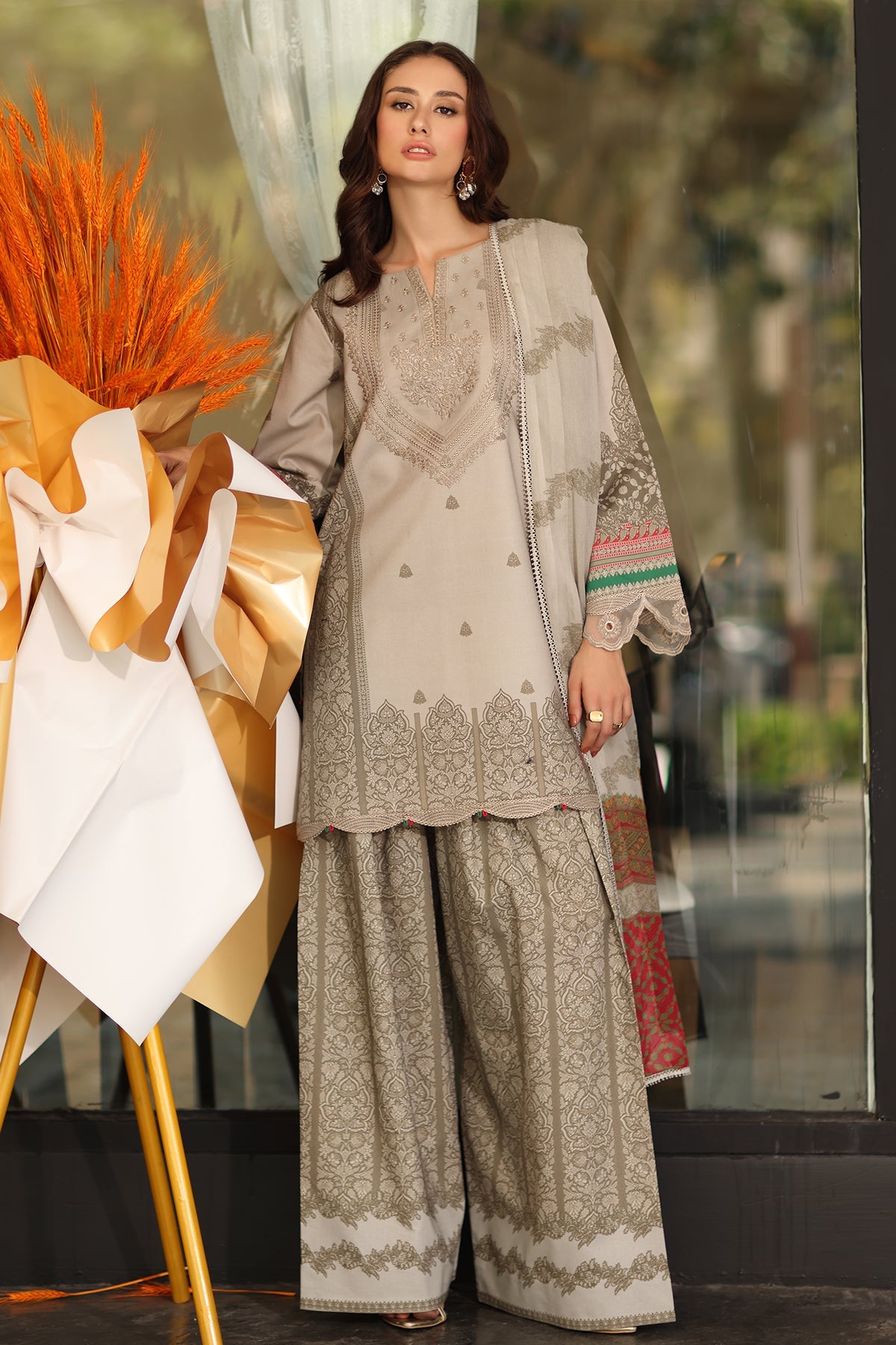 3-PC Stitched Embroidered Lawn Collection IN6-01P