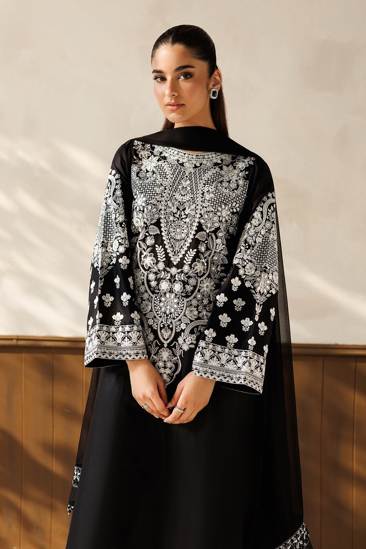 EMBROIDERED LAWN PR-1367