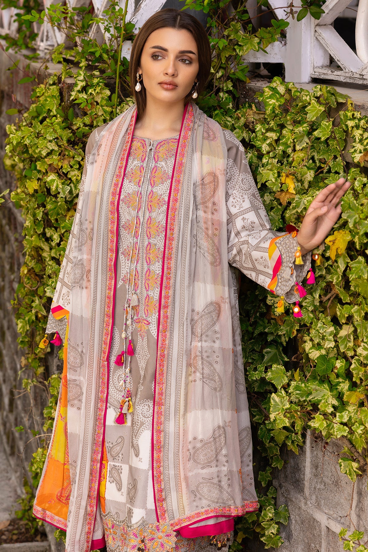 3-PC Stitched Embroidered Lawn Collection CRB6-16P