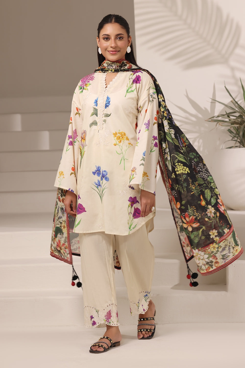 3PC Cambric Printed Suit With Embroidered