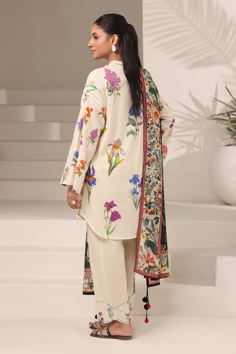 3PC Cambric Printed Suit With Embroidered
