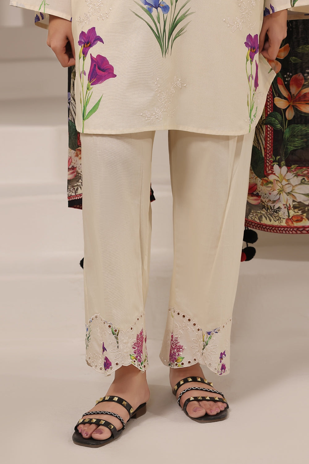 3PC Cambric Printed Suit With Embroidered