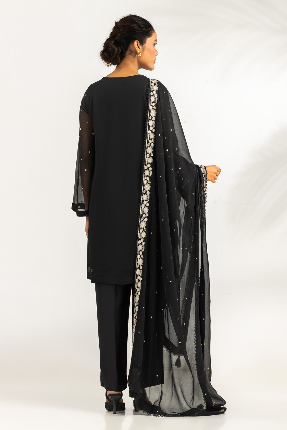 3PC Chiffon Embroidered Suit