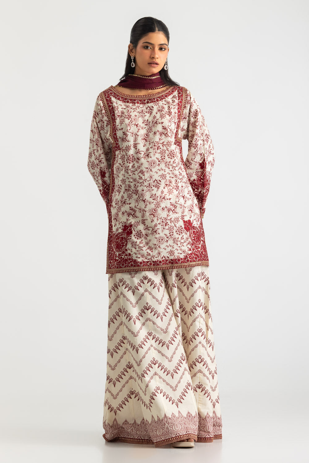 3PC Cross Hatch Printed Suit With Embroidered
