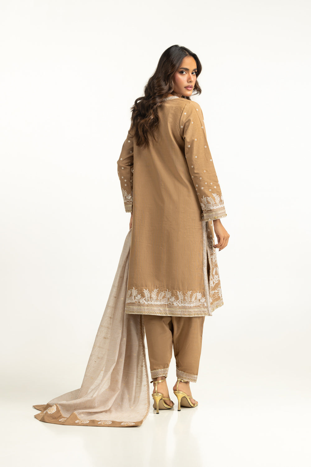 3PC Khaddar Embroidered Suit