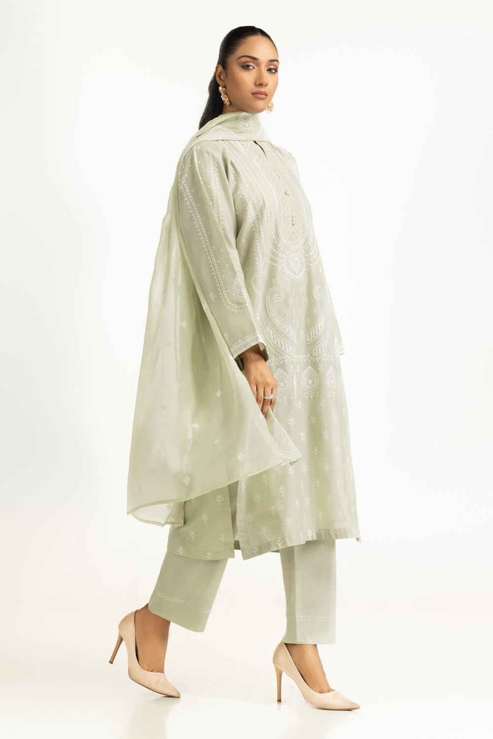3PC Lawn Embroidered Suit