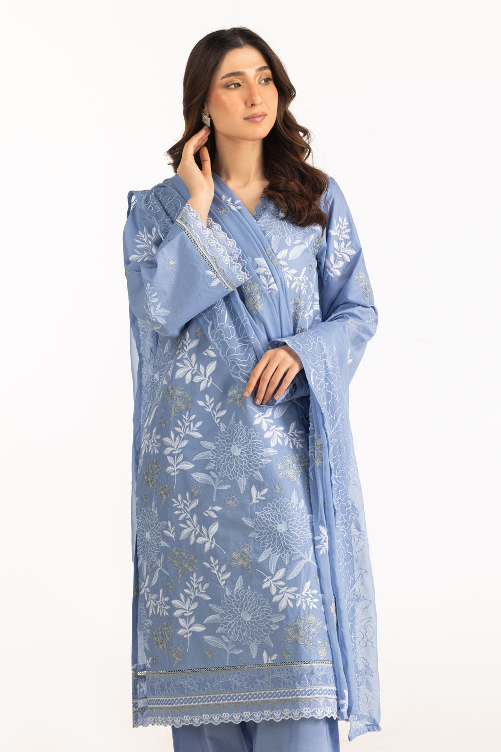 3PC Lawn Embroidered Suit