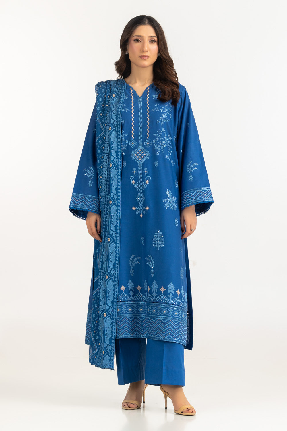 3PC Lawn Embroidered Suit