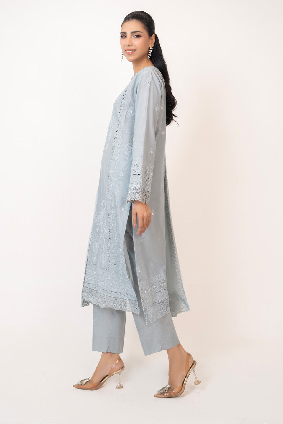3PC Lawn Embroidered Suit