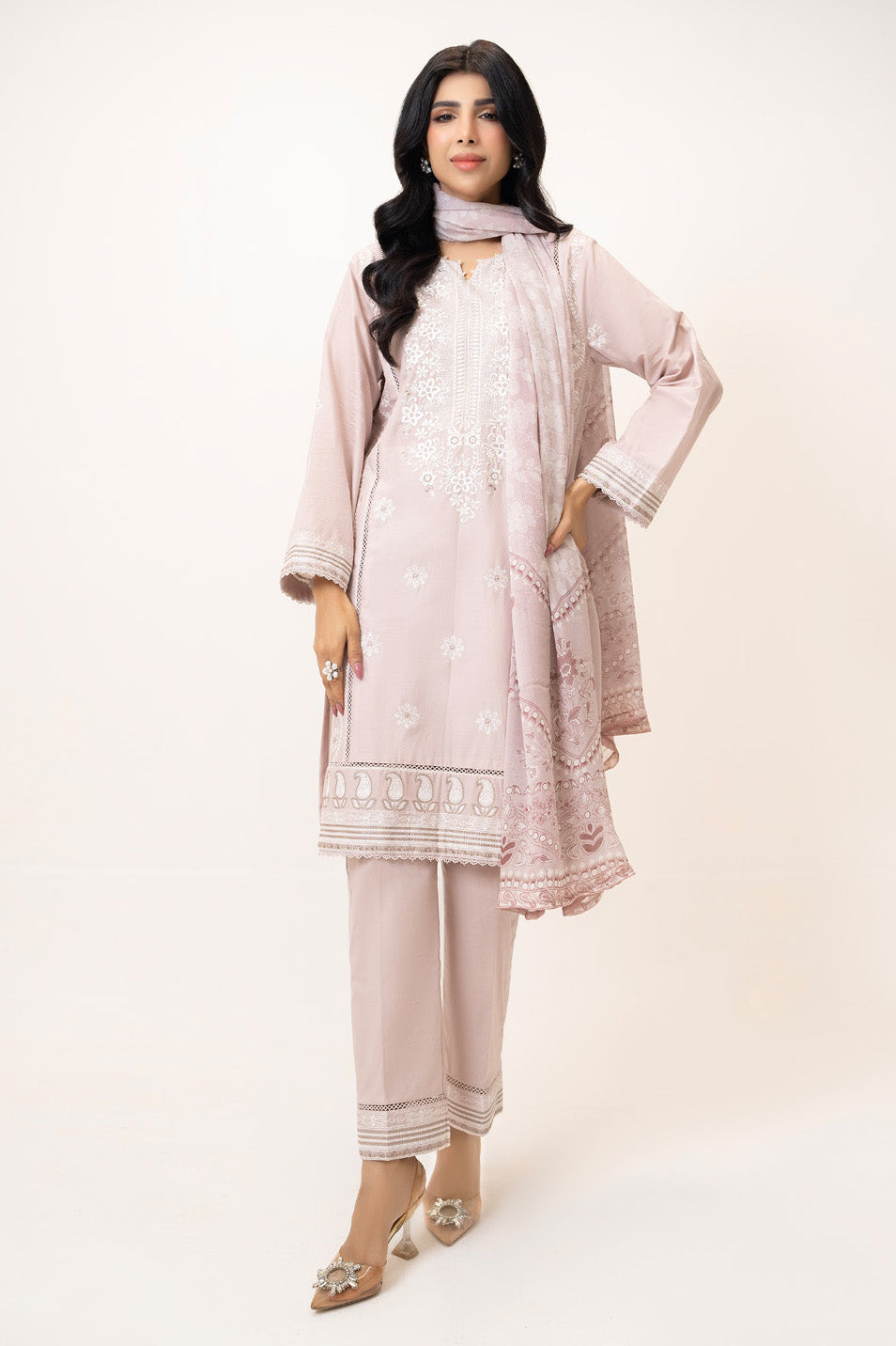 3PC Lawn Embroidered Suit