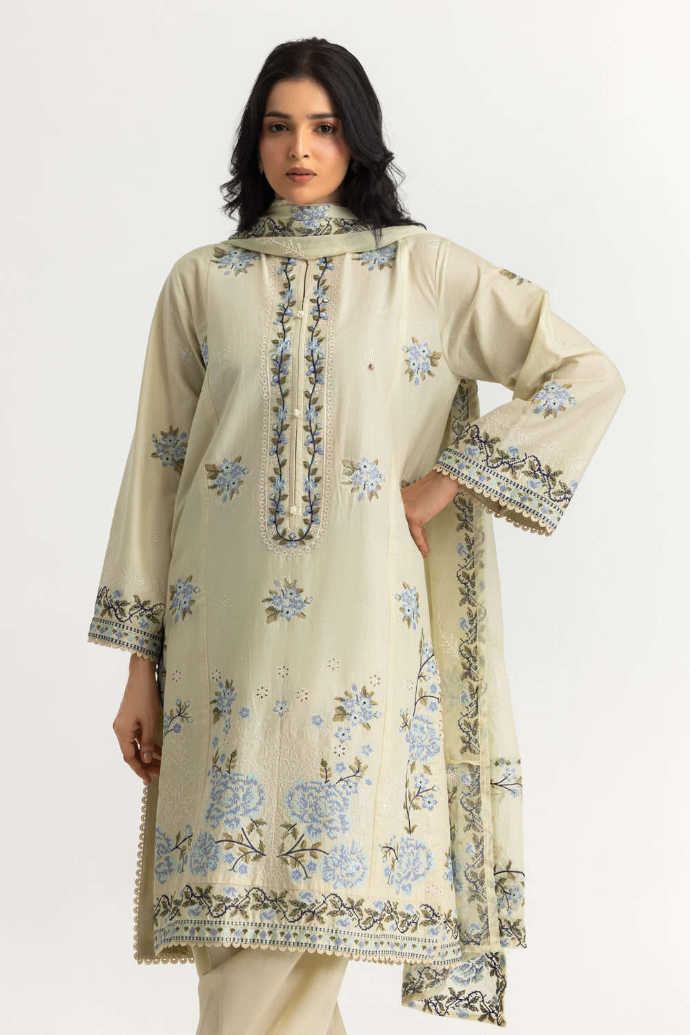 3PC Lawn Embroidered Suit With Chiffon Embroidered Dupatta