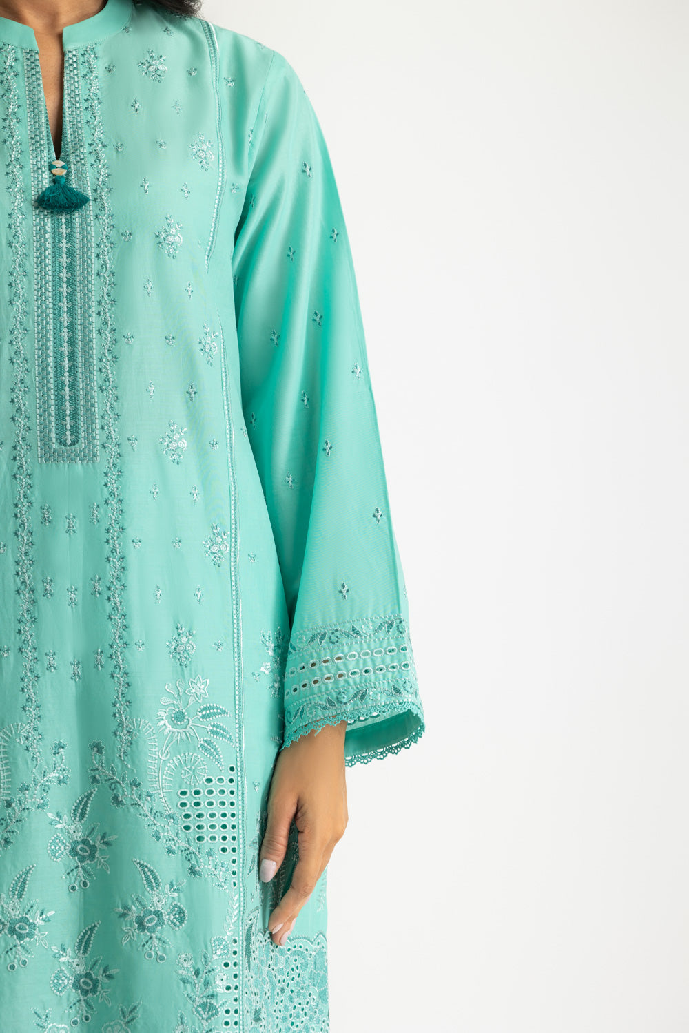 3PC Lawn Embroidered Suit With Chiffon Printed Dupatta