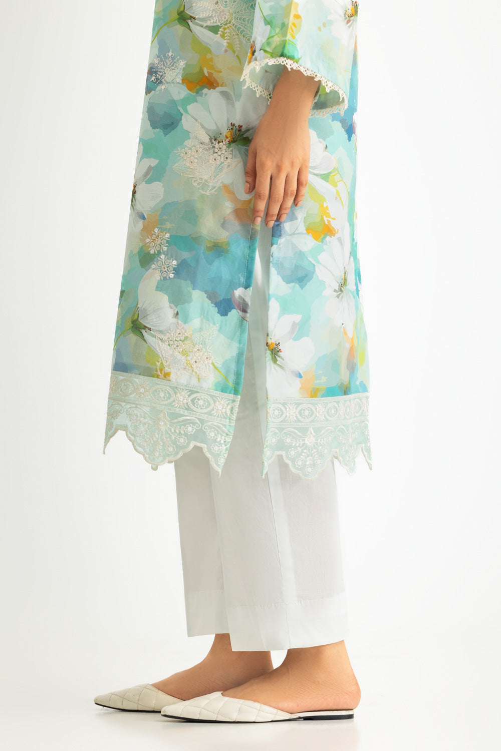 3PC Lawn Embroidered Suit With Paper Cotton Embroidered Dupatta