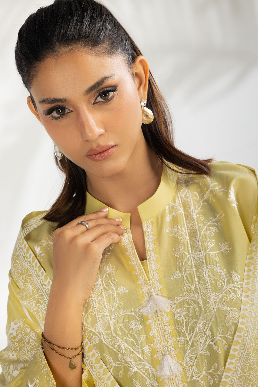3PC Lawn Printed Suit With Embroidered