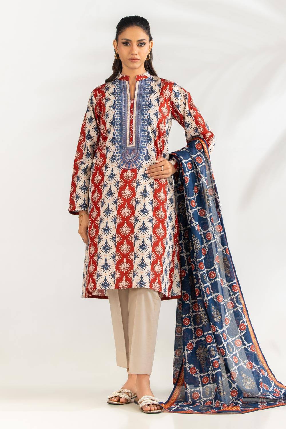 3PC Lawn Printed Suit With Embroidered