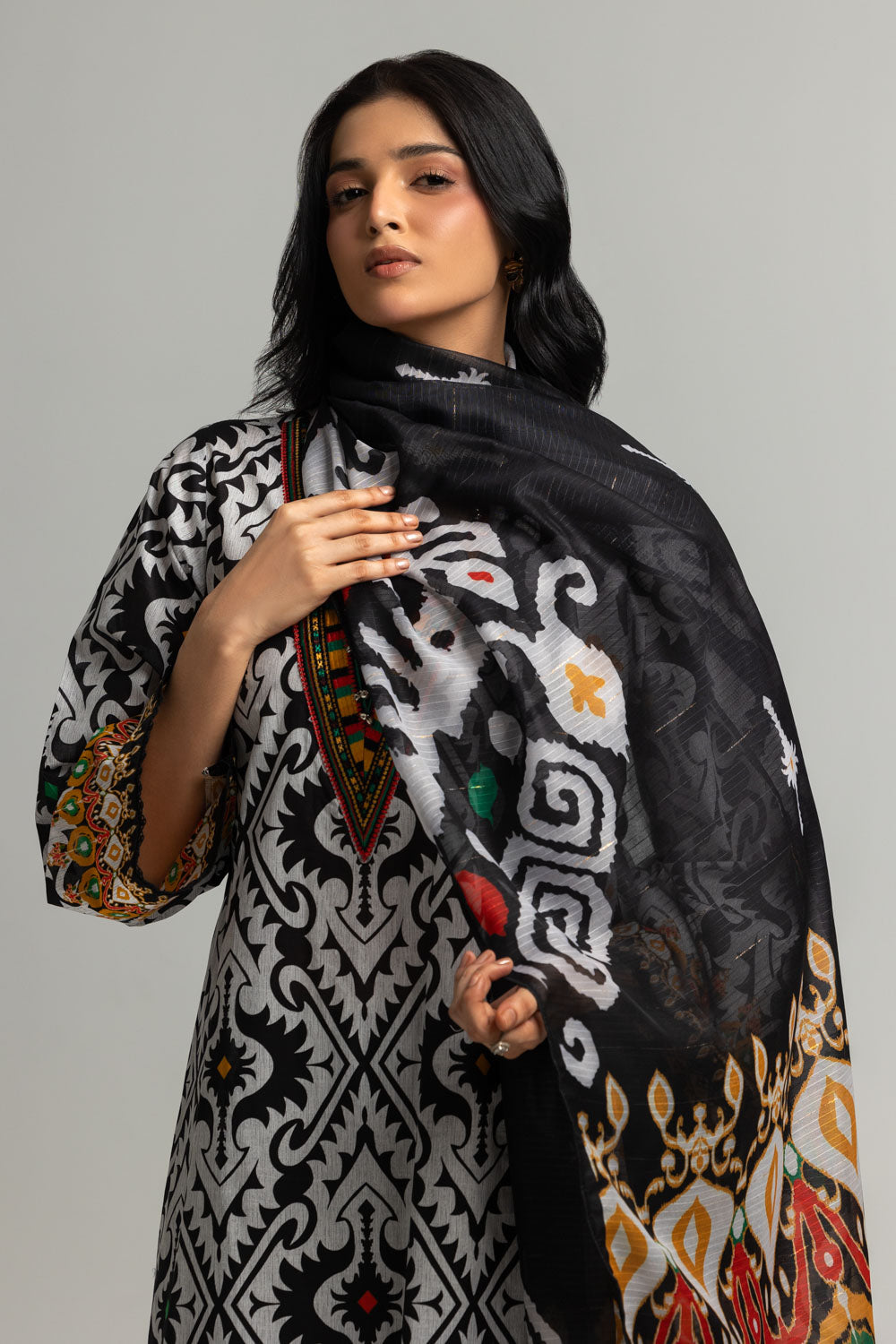 3PC Lawn Printed Suit With Embroidered