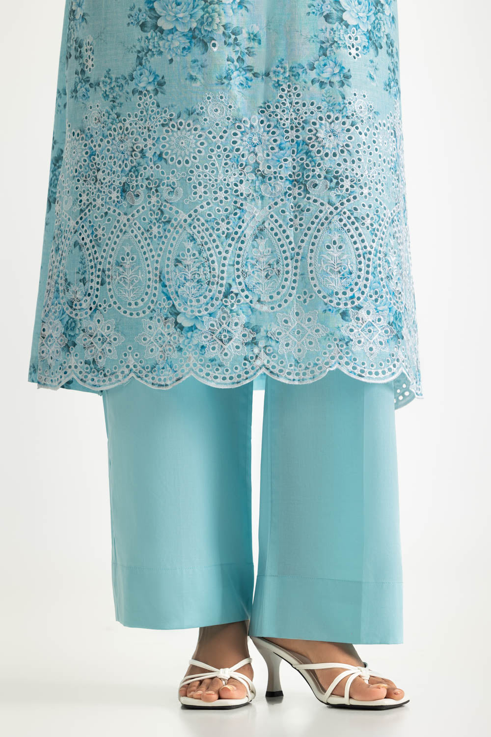 3PC Lawn Printed Suit With Embroidered