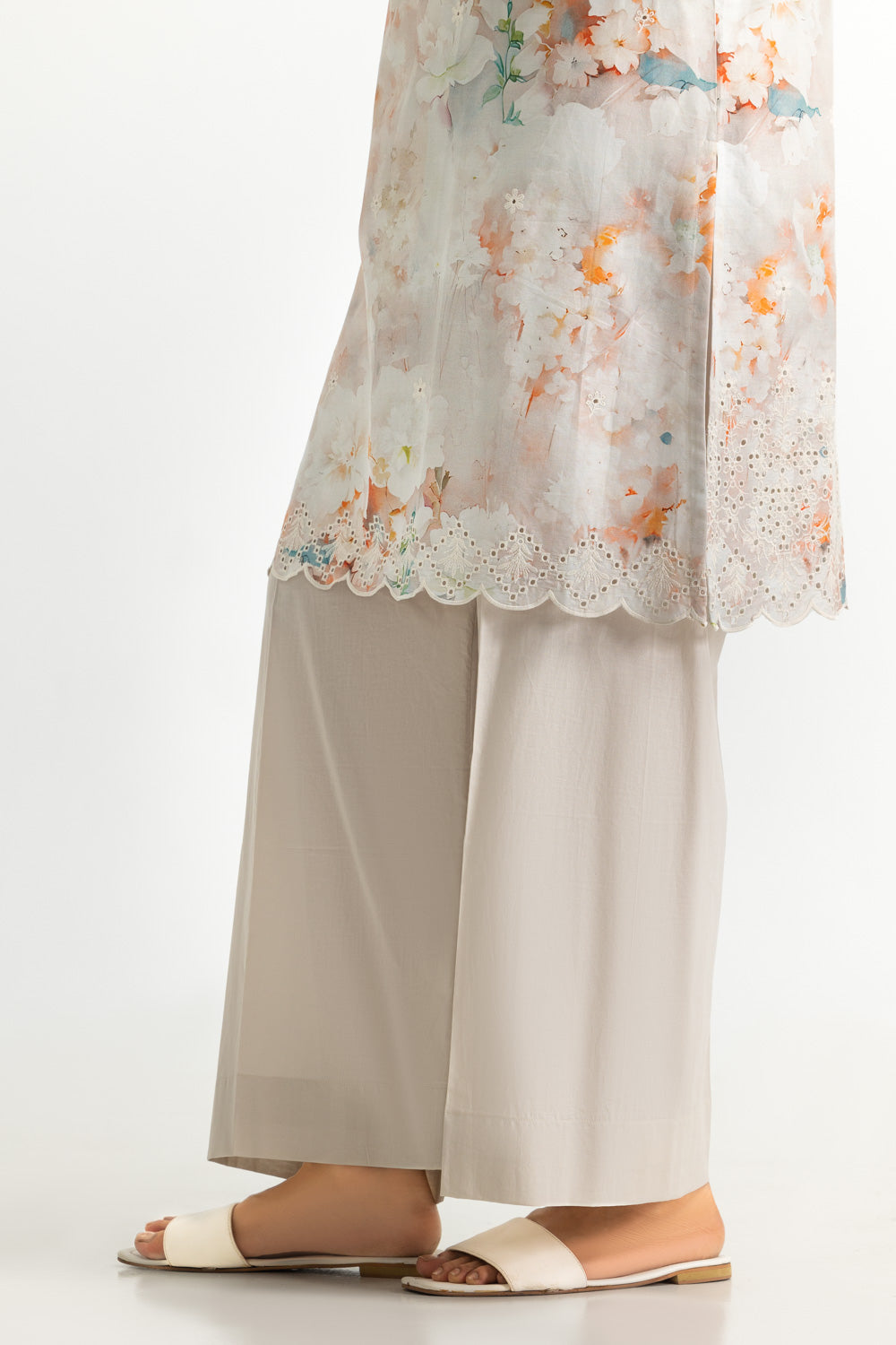 3PC Lawn Printed Suit With Embroidered