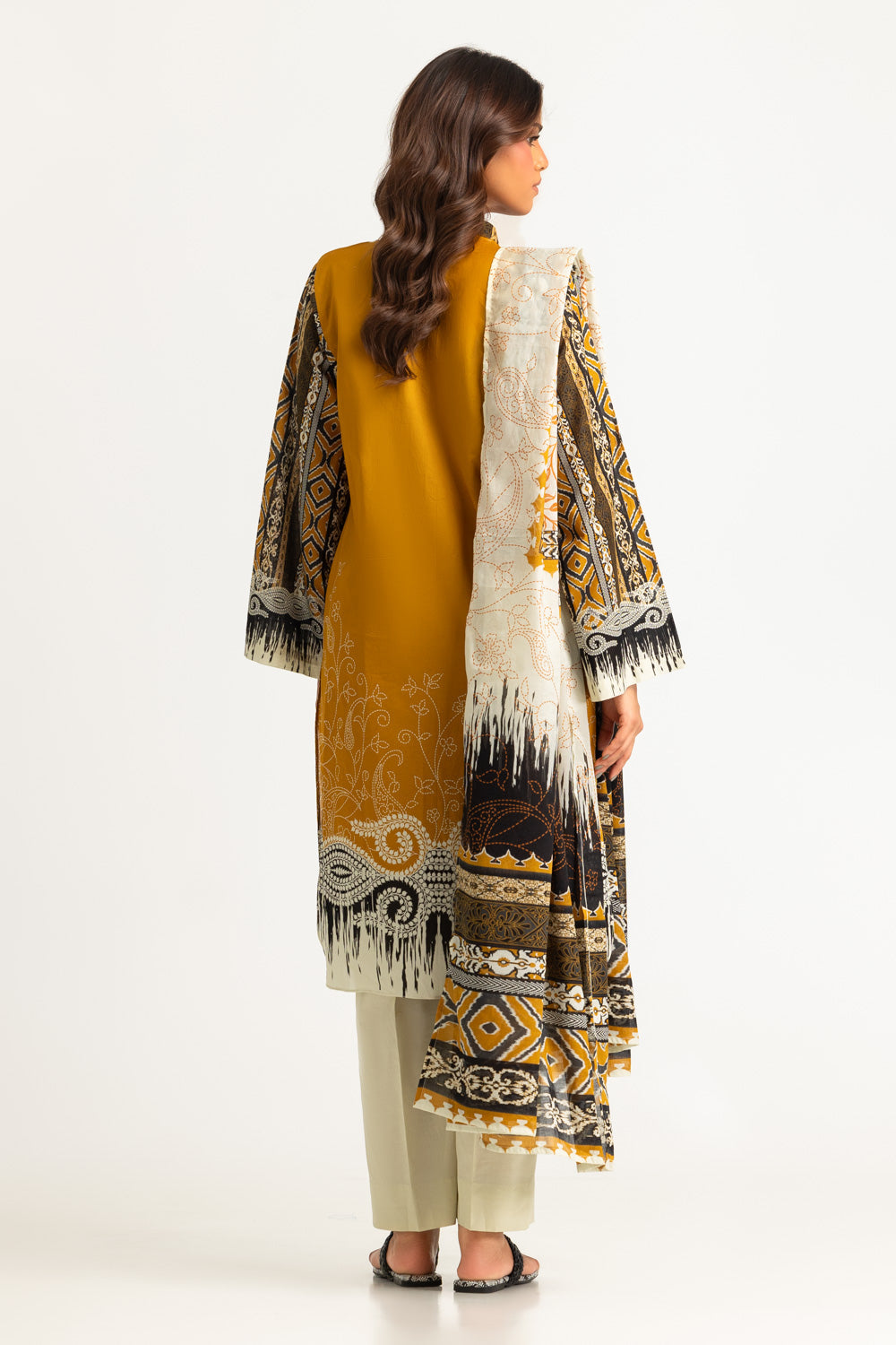 3PC Lawn Printed Suit With Embroidered