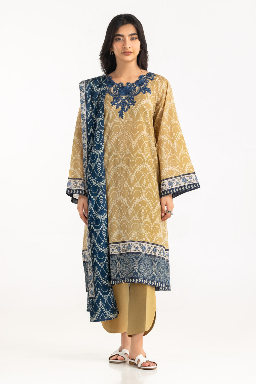 3PC Lawn Printed With Embroidered Suit