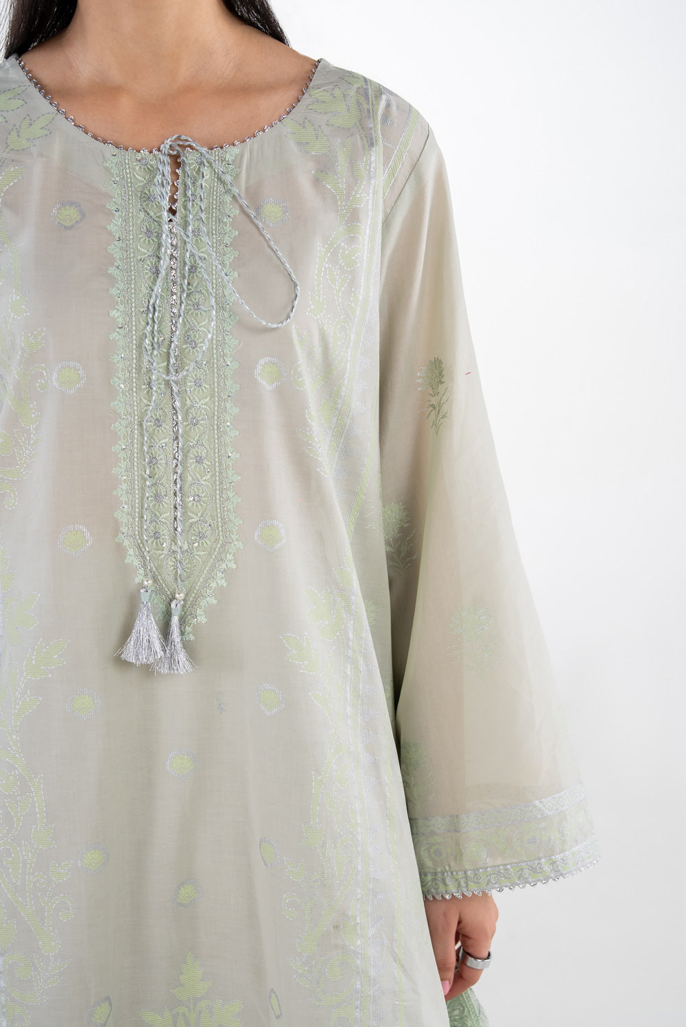 3PC Lawn Silver And Lacquer Printed Suit