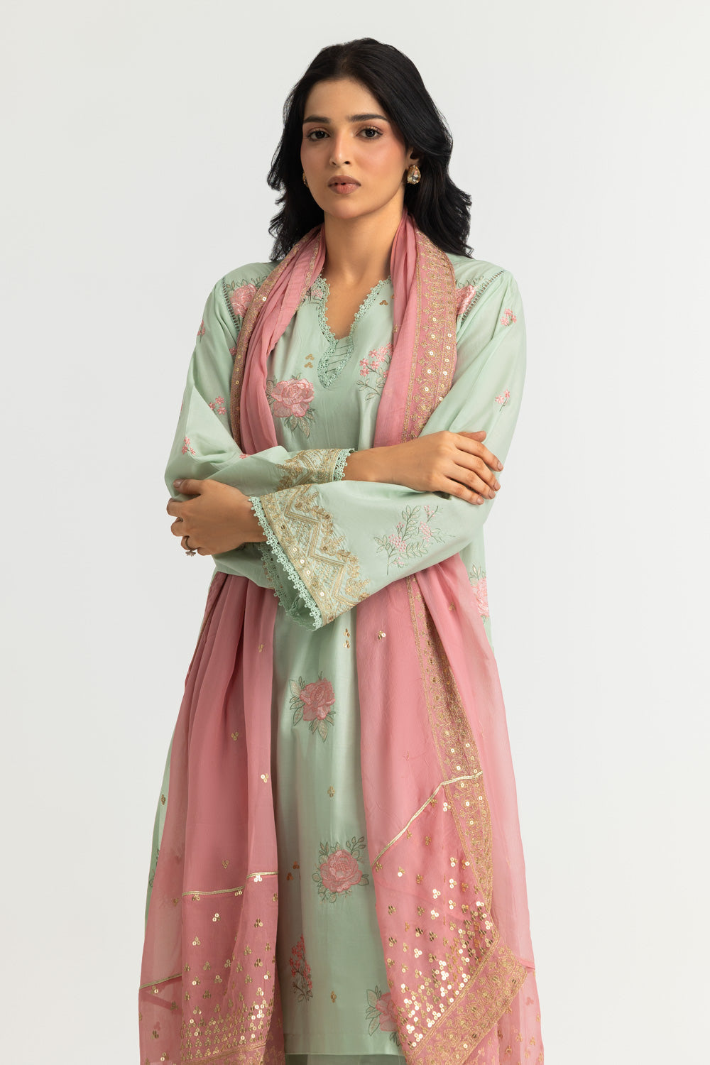 3PC Lawn Zari And Sequins Embroidered Suit With Chiffon Embroidered Dupatta