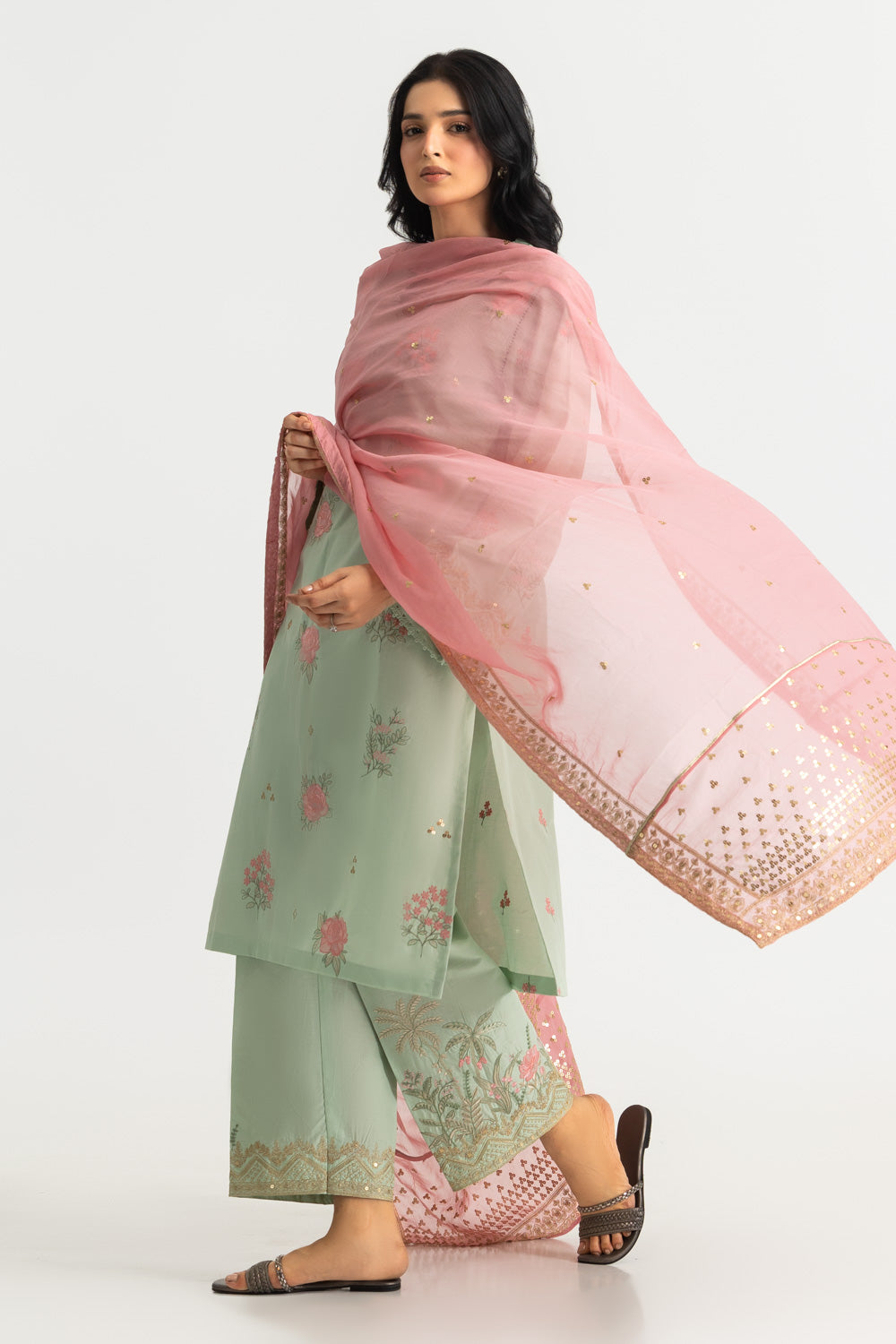 3PC Lawn Zari And Sequins Embroidered Suit With Chiffon Embroidered Dupatta