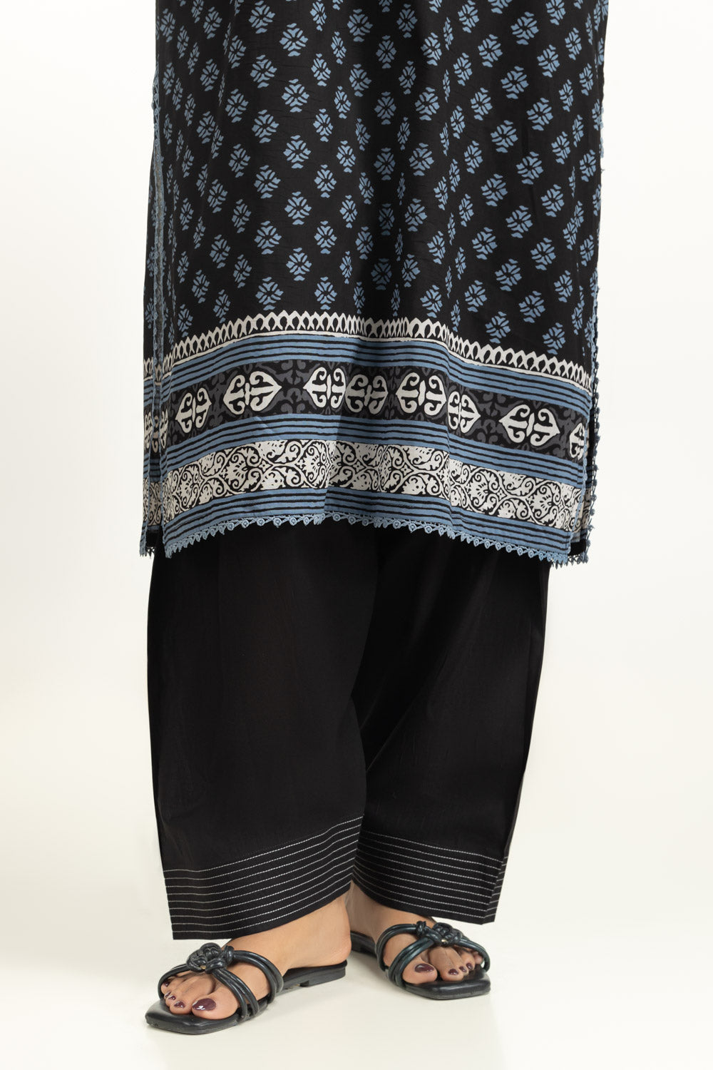 3PC Printed Lawn Suit
