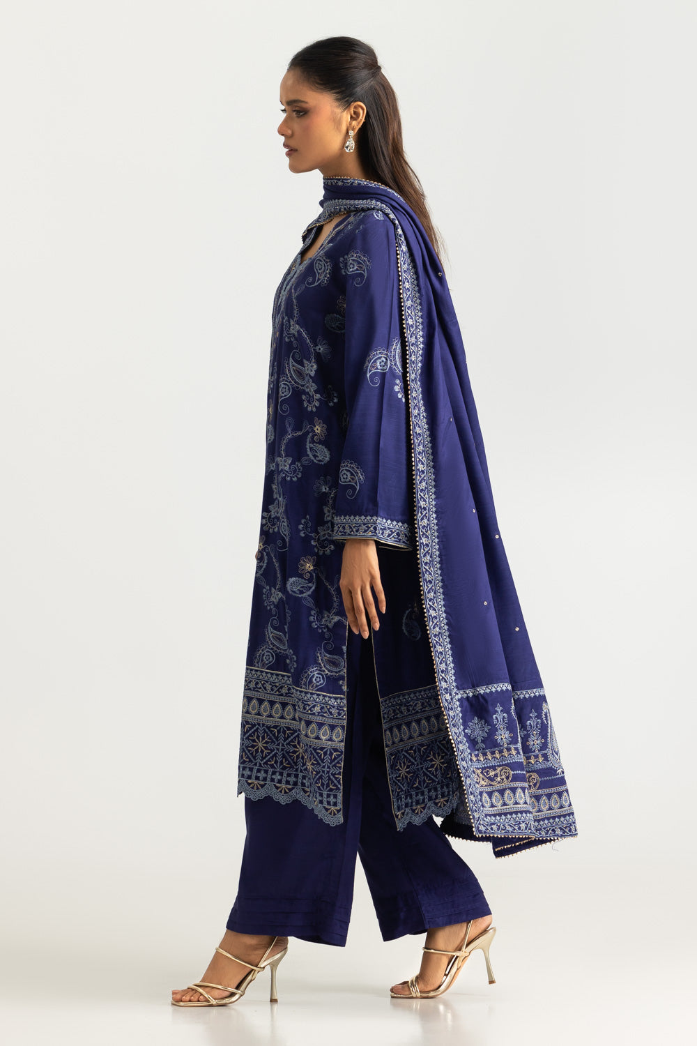 3PC Viscose Rawsilk Embroidered Suit