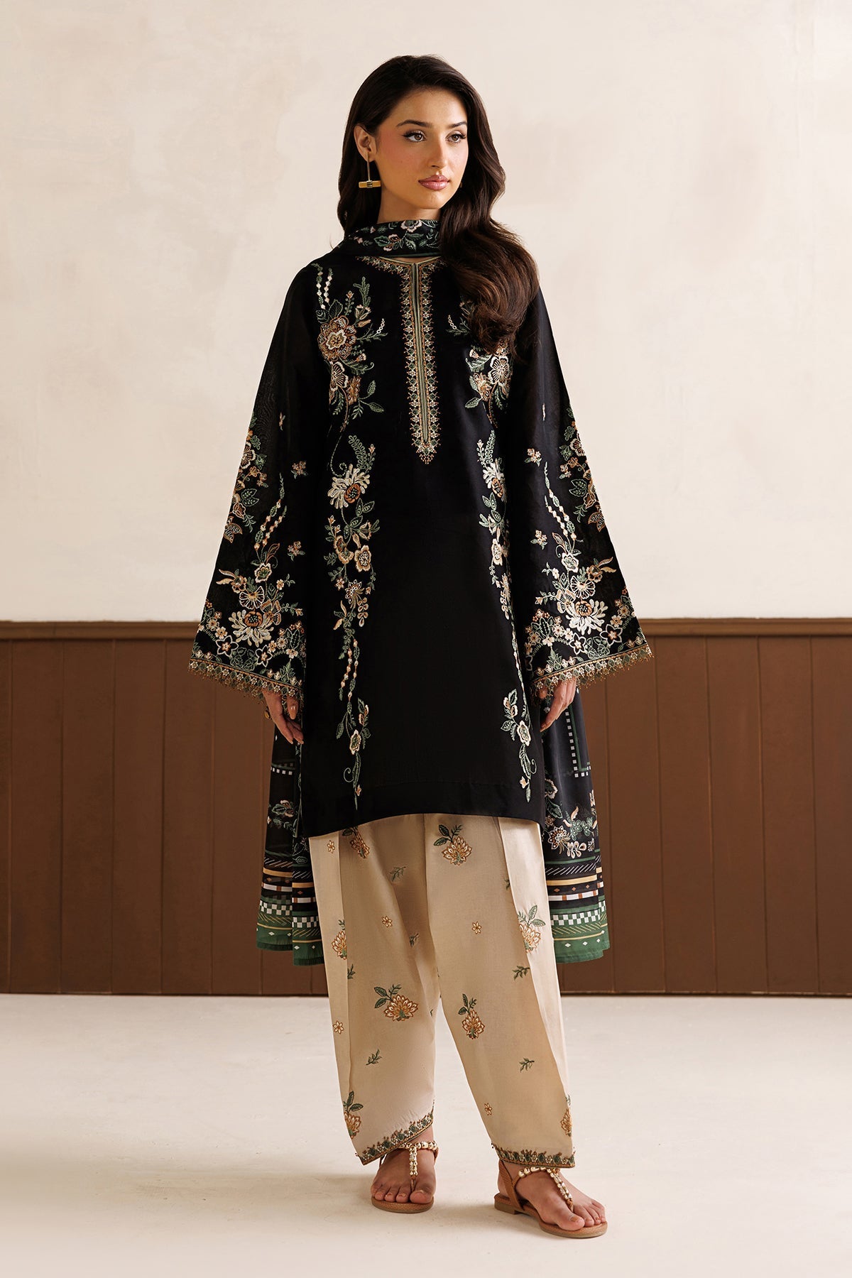 EMBROIDERED LAWN PR-1335