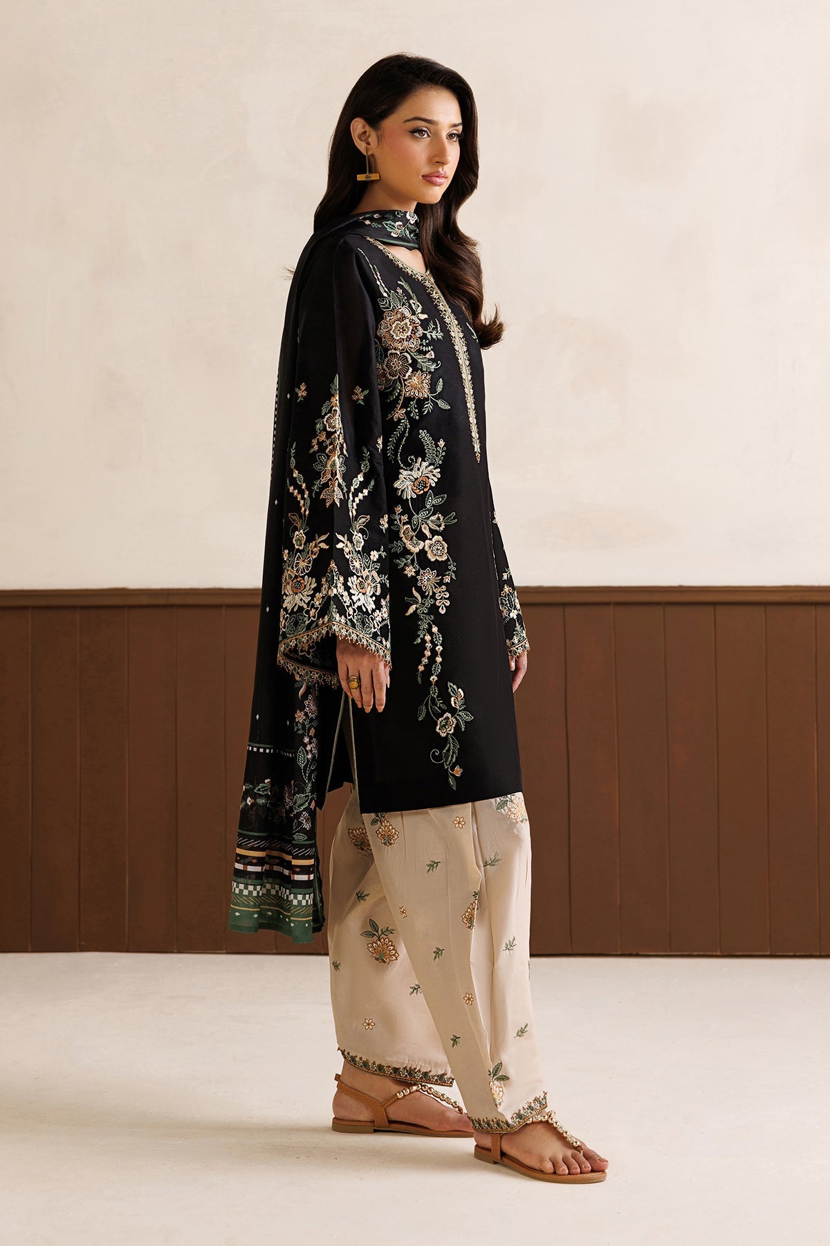 EMBROIDERED LAWN PR-1335