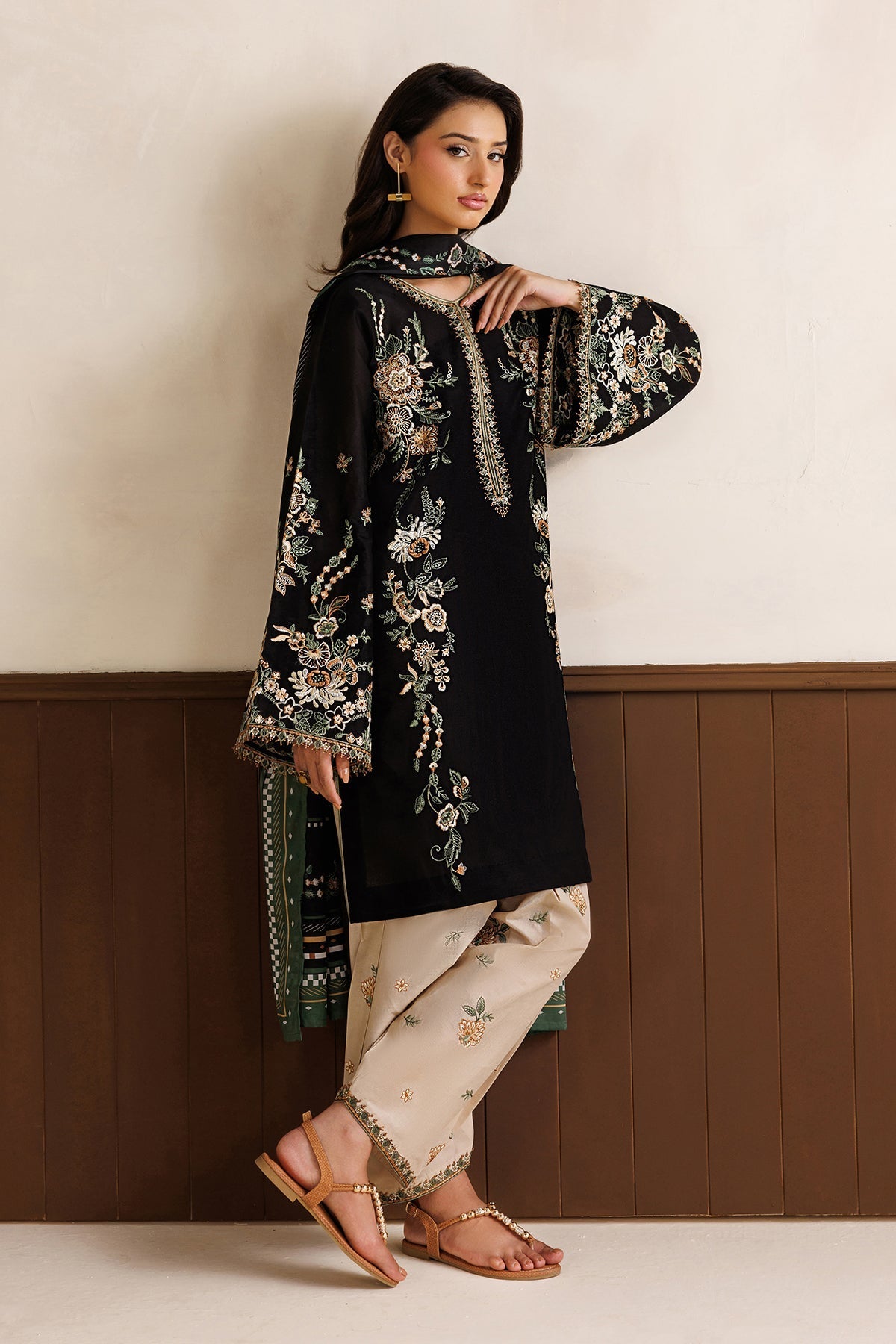 EMBROIDERED LAWN PR-1335