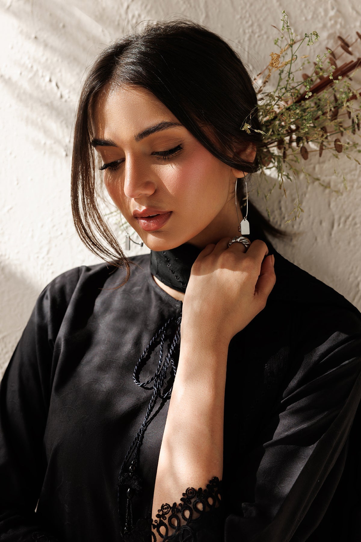 EMBROIDERED JACQUARD PR-1375