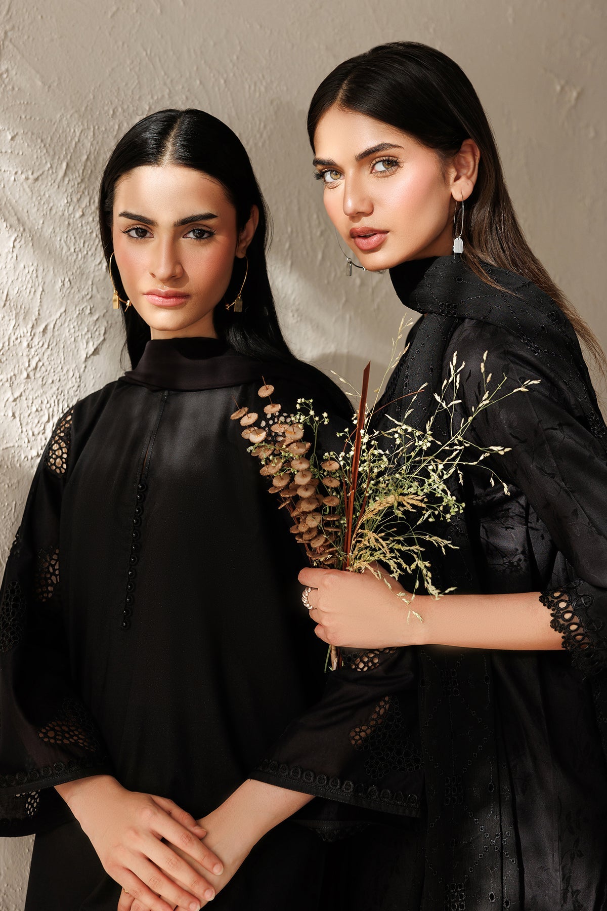 EMBROIDERED JACQUARD PR-1375