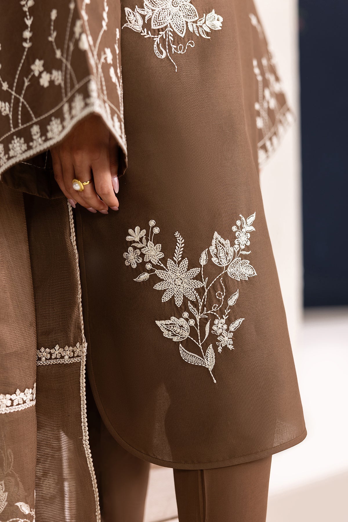 EMBROIDERED LAWN PR-1329