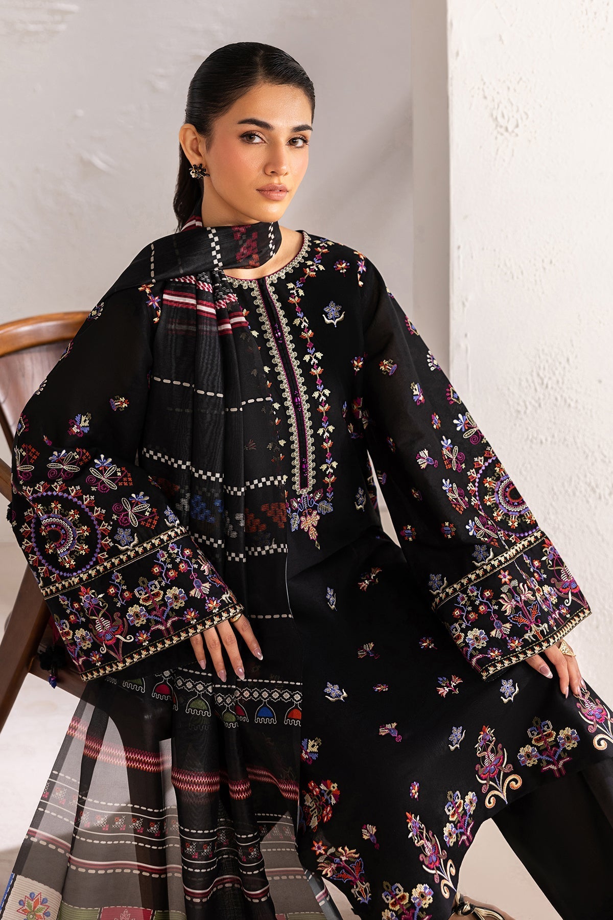 EMBROIDERED LAWN PR-1324