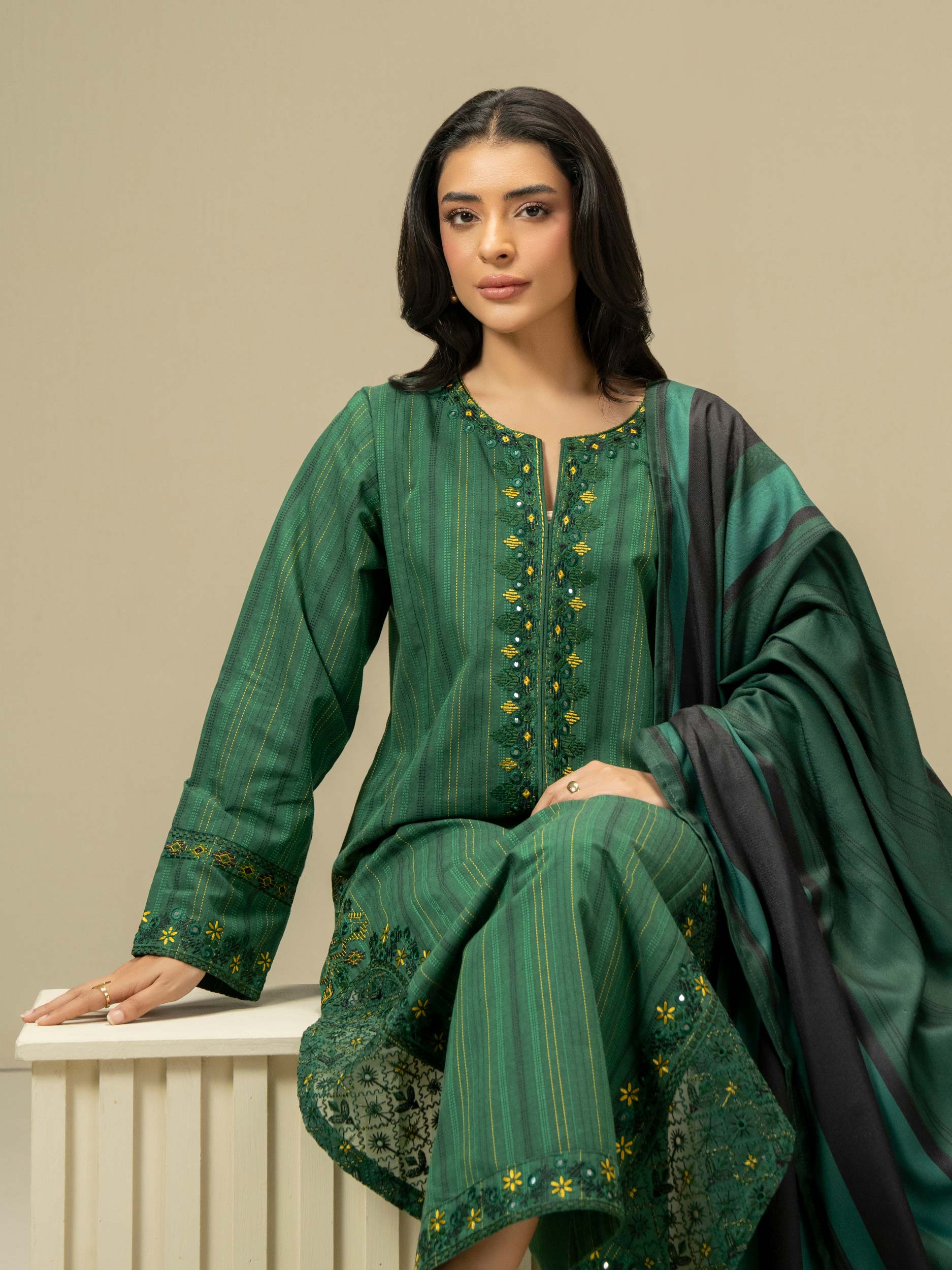 3 Piece Yarn Dyed Suit-Embroidered (Pret)