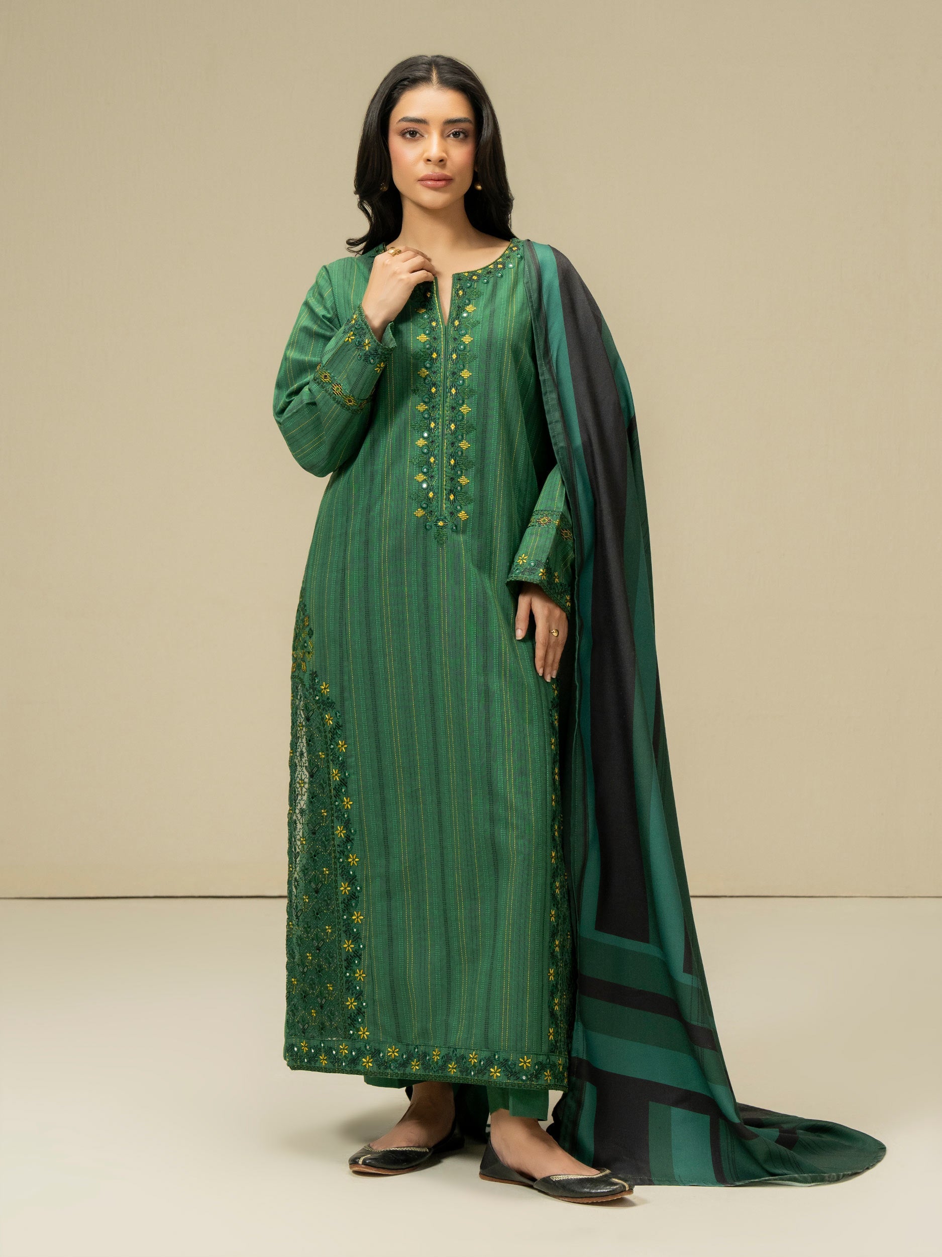 3 Piece Yarn Dyed Suit-Embroidered (Pret)