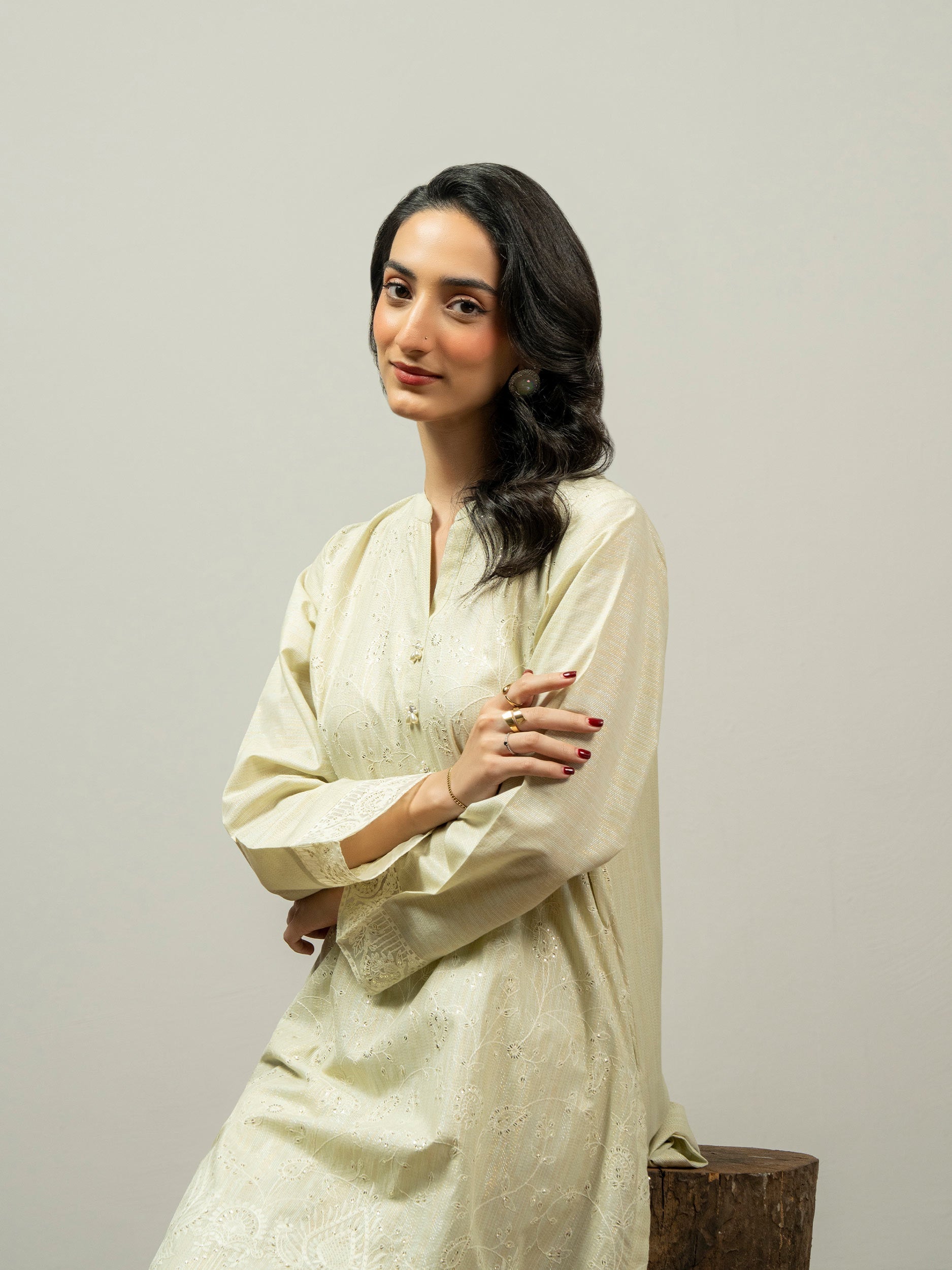 2 Piece Zari Suit-Embroidered (Pret)